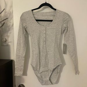 NWT Everlane bodysuits- XS